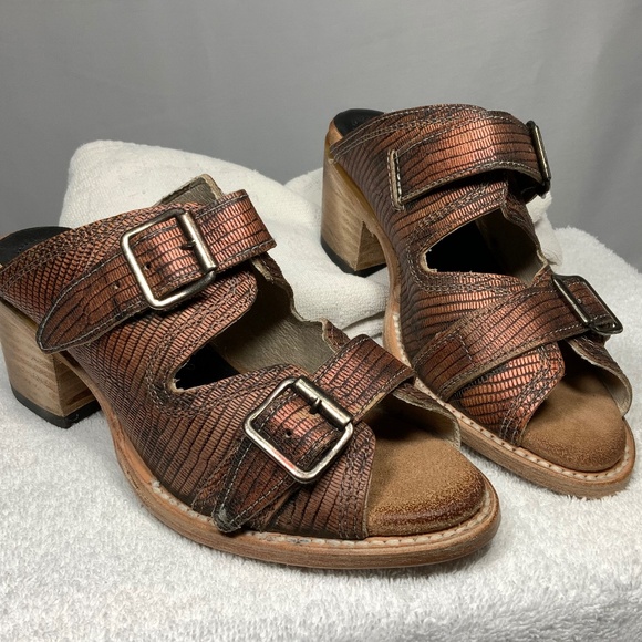 Freebird By Steven Caprice Sandals - SZ 6 - Picture 1 of 15